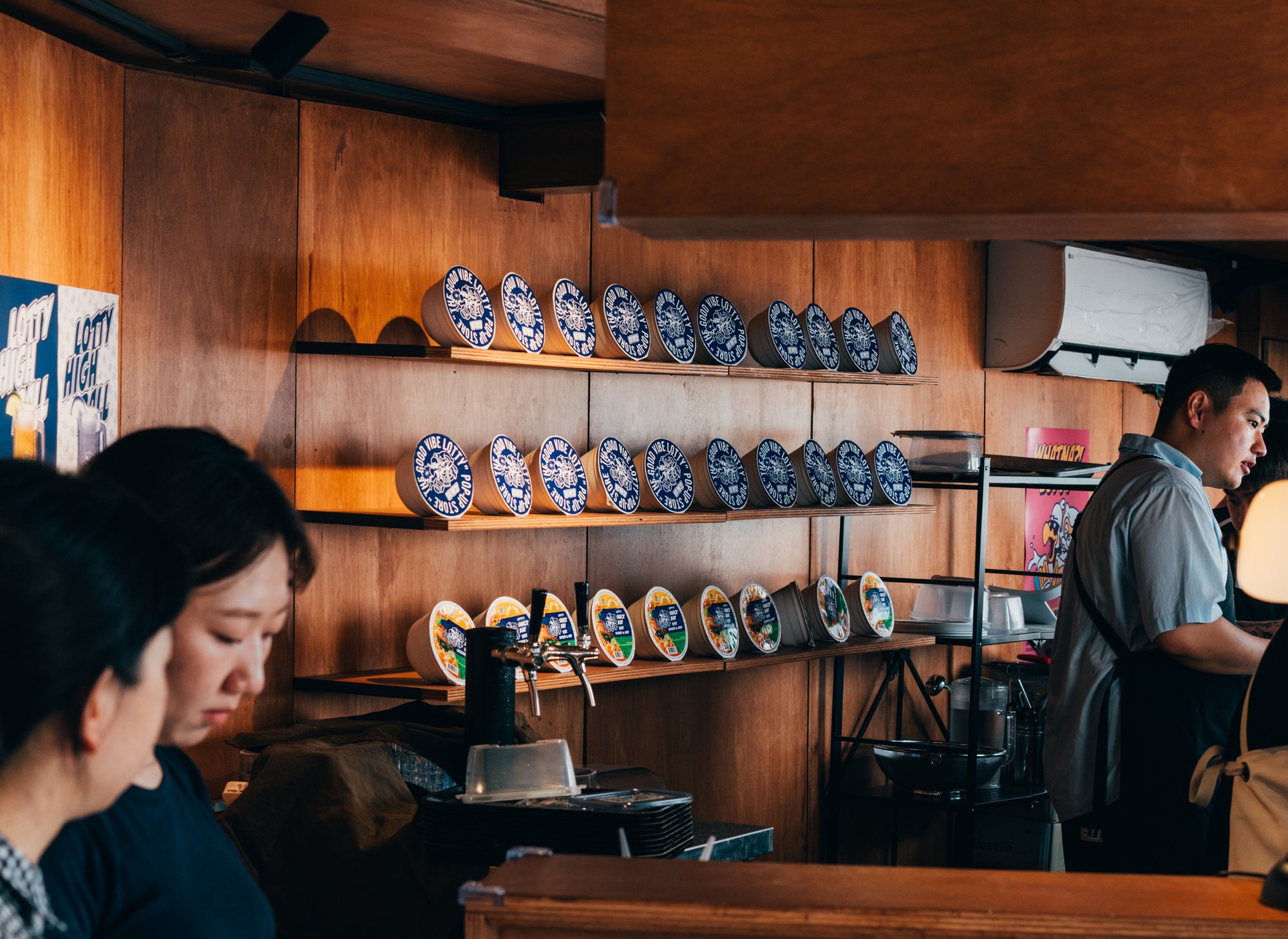 Lotty’s Snack Bar (THE GOOD VIBE LOTTY season 2) 6